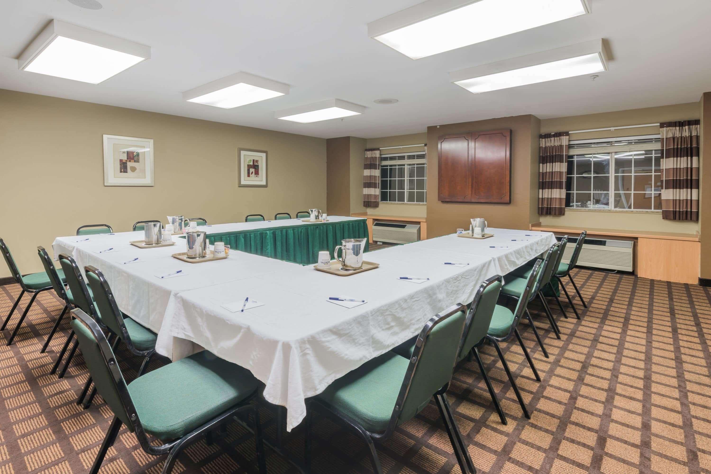 Microtel Inn & Suites By Wyndham West Chester Bagian luar foto