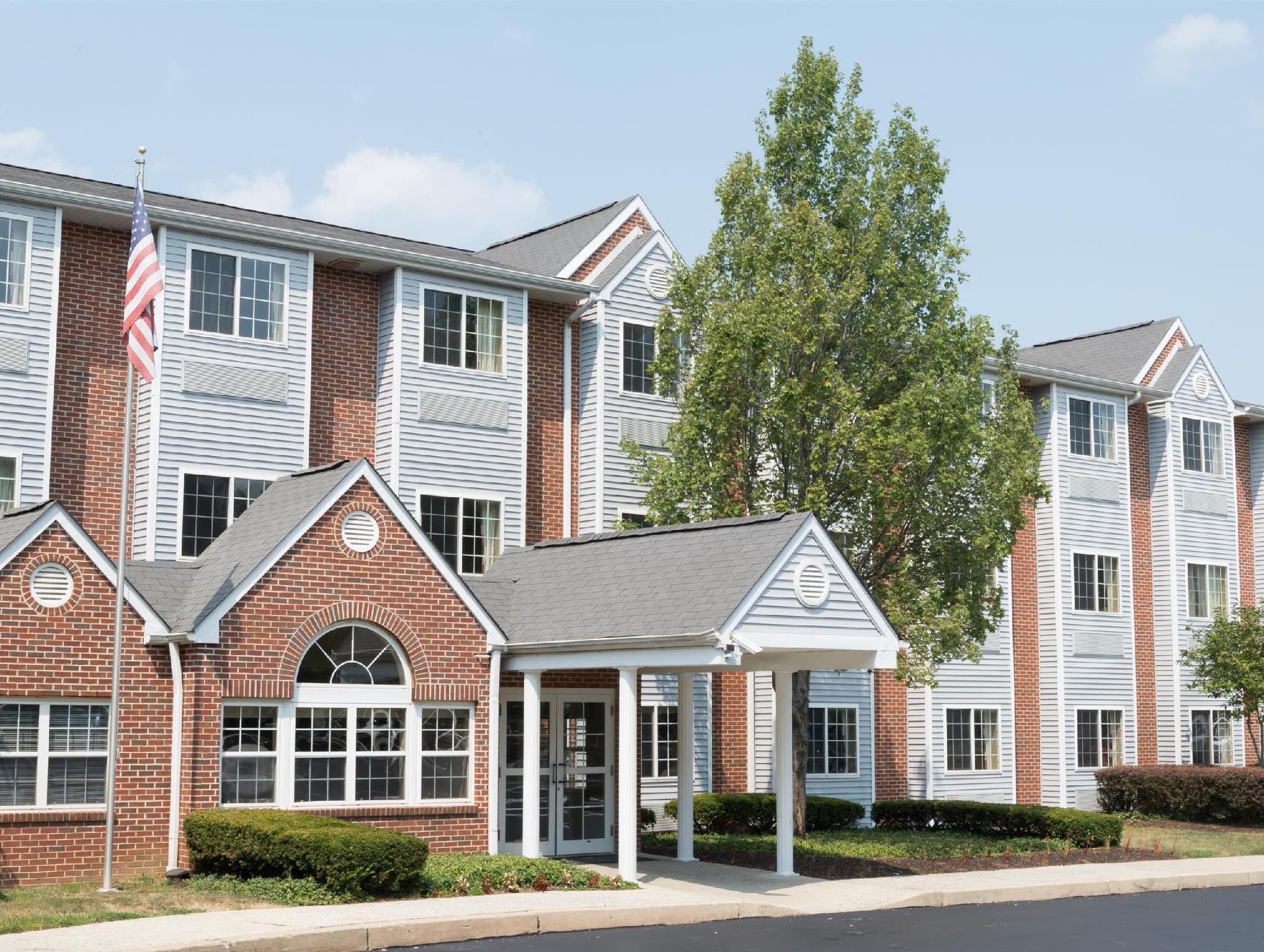 Microtel Inn & Suites By Wyndham West Chester Bagian luar foto